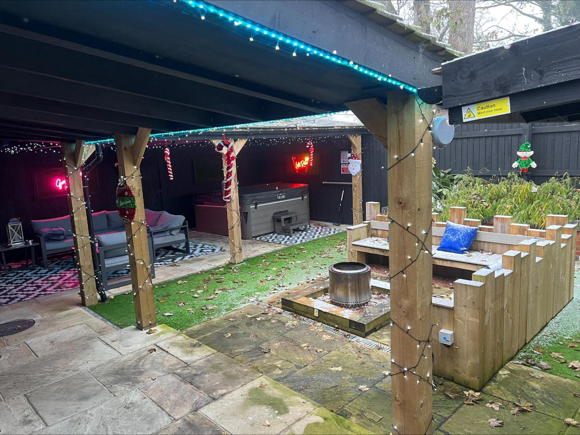 Hot Tub, 110Inch Outdoor Cinema, Fire Pit, 4 Acre Garden, Luxury 5 Star Woodland Lodge Skegness Exterior photo